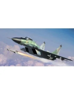 MIG-29C Fulcrum (Izdeliye 9.13), 1/72 - Trumpeter 01675