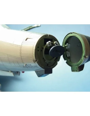 Republic F-105 D Thunderchief, 1/32 - Trumpeter 02201