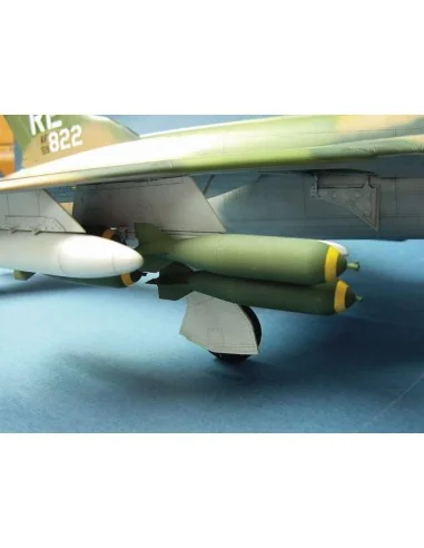 Republic F-105 D Thunderchief, 1/32 - Trumpeter 02201