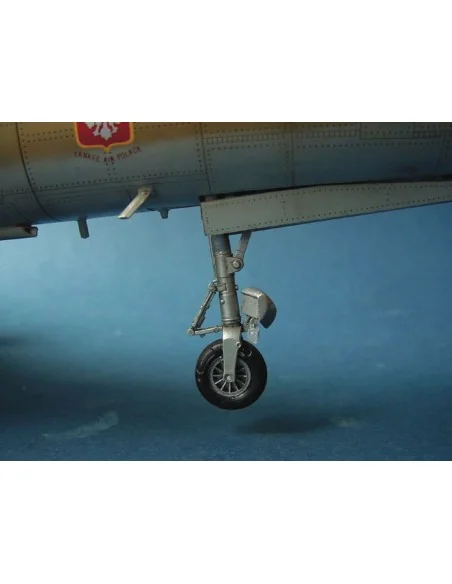 Republic F-105 D Thunderchief, 1/32 - Trumpeter 02201