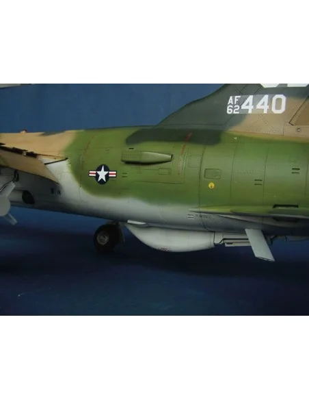 Republic F-105 G Wild Weasel, 1/32 - Trumpeter 02202