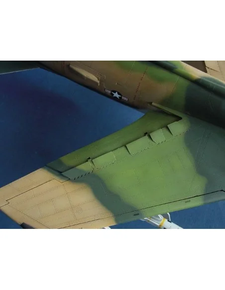 Republic F-105 G Wild Weasel, 1/32 - Trumpeter 02202