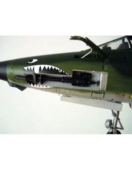 Republic F-105 G Wild Weasel, 1/32 - Trumpeter 02202