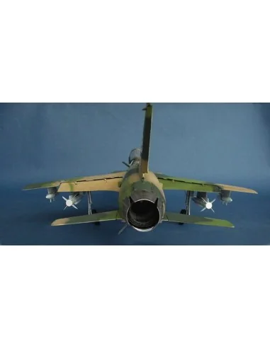 Republic F-105 G Wild Weasel, 1/32 - Trumpeter 02202