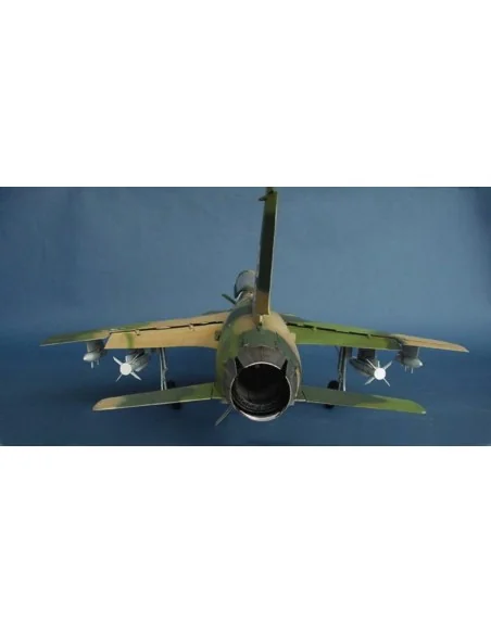 Republic F-105 G Wild Weasel, 1/32 - Trumpeter 02202