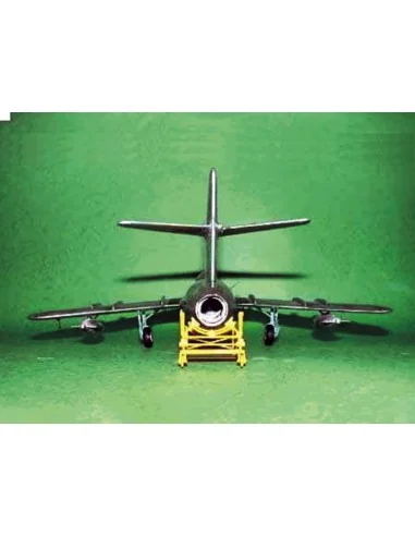 MiG-17 PF Fresco, 1/32 - Trumpeter 02206