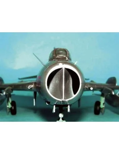 MiG-19 S Farmer C, 1/32 - Trumpeter 02207
