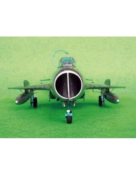 Shenyang FT-6 Trainer, 1/32 - Trumpeter 02208