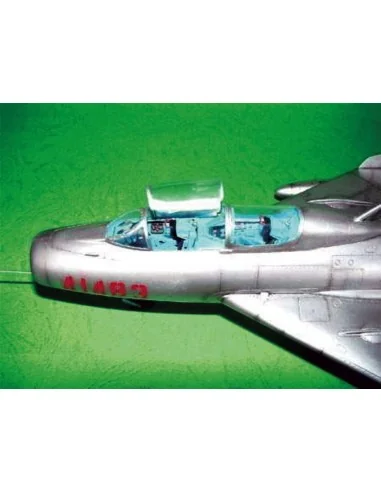 Shenyang FT-6 Trainer, 1/32 - Trumpeter 02208