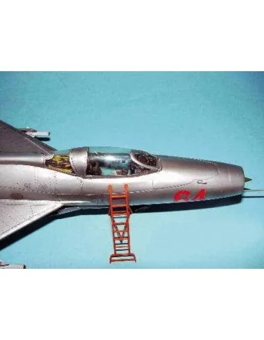MiG-21 F-13, 1/32 - Trumpeter 02210