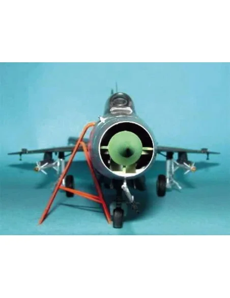 MiG-21 F-13, 1/32 - Trumpeter 02210