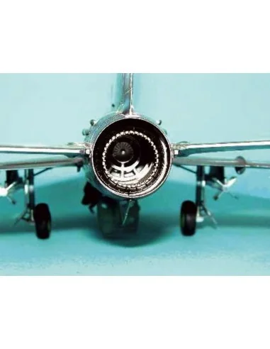 MiG-21 F-13, 1/32 - Trumpeter 02210