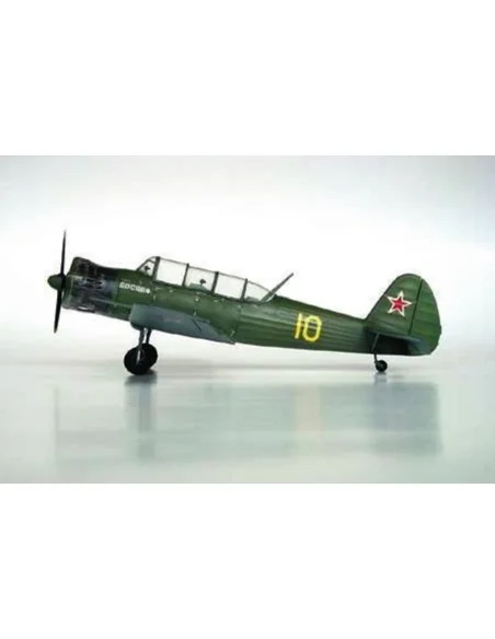 Jakowlew Jak-18 Max, 1/32 - Trumpeter 02213