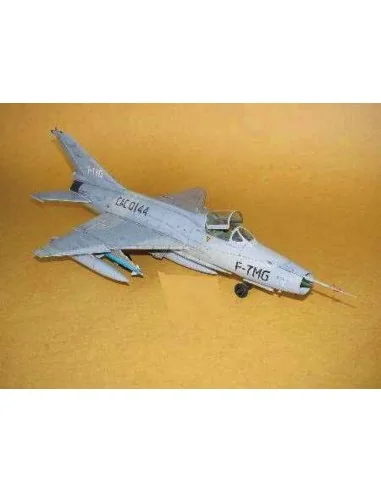 Chengdu F-7 MG, 1/32 - Trumpeter 02220