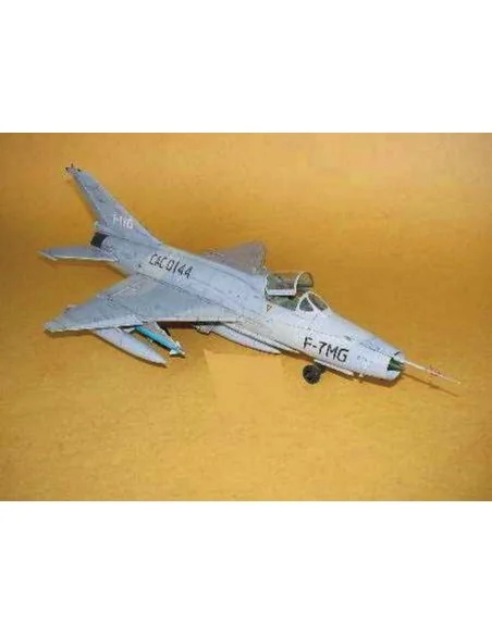 [NO_DESC] Chengdu F-7 MG, 1/32 - Trumpeter 02220