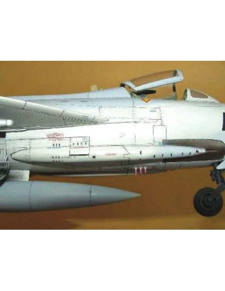 Chengdu F-7 MG, 1/32 - Trumpeter 02220
