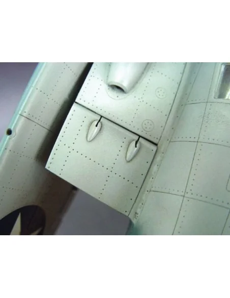 [NO_DESC] Grumman F4F-4 Wildcat, 1/32 - Trumpeter 02223