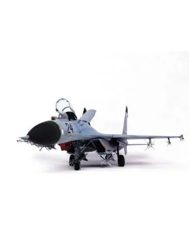 Sukhoi Su-27 Flanker B, 1/32 - Trumpeter 02224