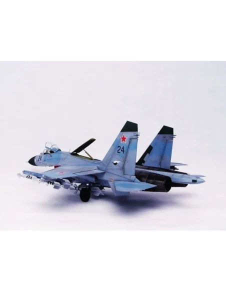 Sukhoi Su-27 Flanker B, 1/32 - Trumpeter 02224