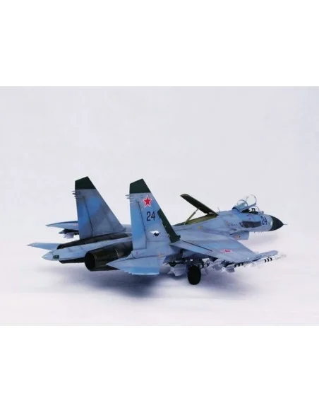 Sukhoi Su-27 Flanker B, 1/32 - Trumpeter 02224