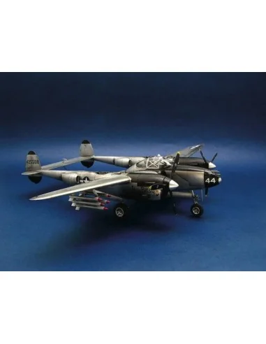 [NO_DESC] Lockheed P-38 L-5-LO Lightning, 1/32 - Trumpeter 02227