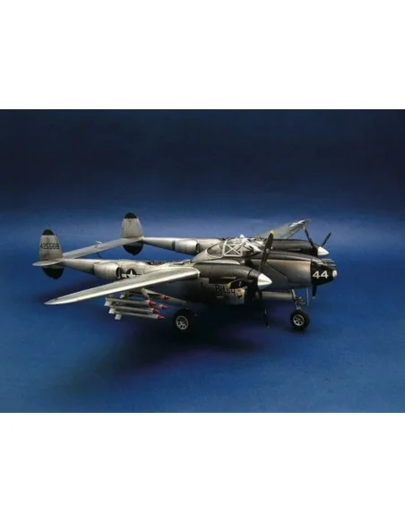 [NO_DESC] Lockheed P-38 L-5-LO Lightning, 1/32 - Trumpeter 02227