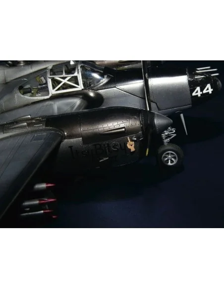 [NO_DESC] Lockheed P-38 L-5-LO Lightning, 1/32 - Trumpeter 02227