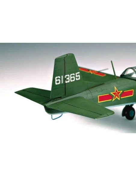 China Nanchang CJ-6, 1/32 - Trumpeter 02240