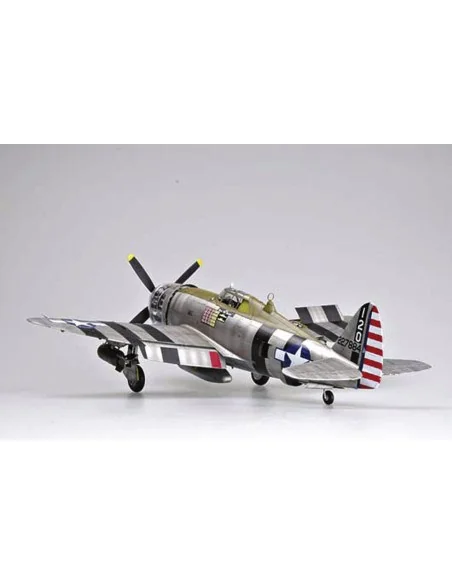 [NO_DESC] P-47D Razorback Fighter, 1/32 - Trumpeter 02262