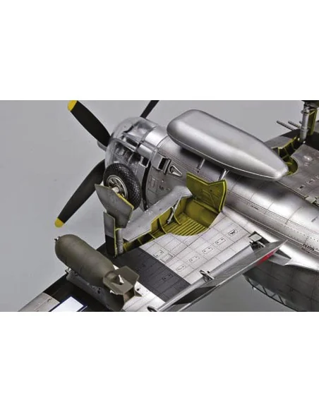 [NO_DESC] P-47D Razorback Fighter, 1/32 - Trumpeter 02262