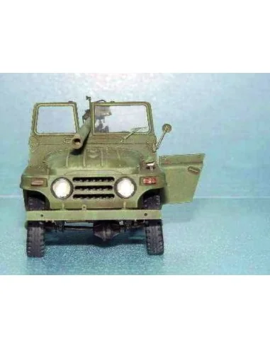 Chinesischer Geländewagen BJ212A, 1/35 - Trumpeter 02301