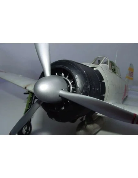 Mitsubishi A6M2b Zero Typ 21, 1/24 - Trumpeter 02405