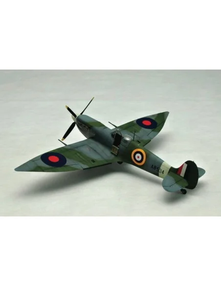 Supermarine Spitfire Mk. VI, 1/24 - Trumpeter 02413