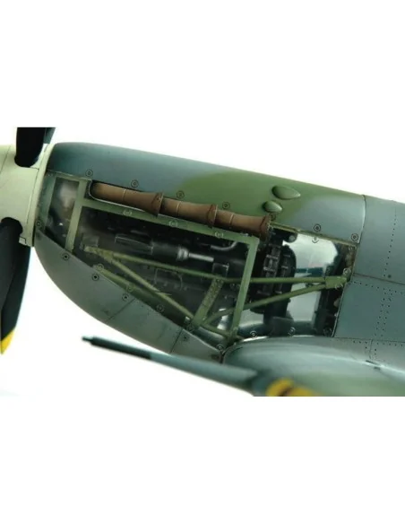 Supermarine Spitfire Mk. VI, 1/24 - Trumpeter 02413