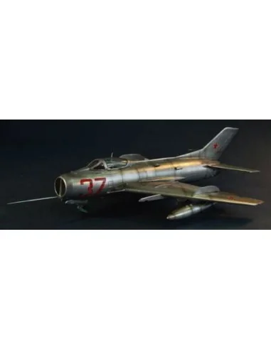 [NO_DESC] MiG-19 S Farmer C, 1/48 - Trumpeter 02803