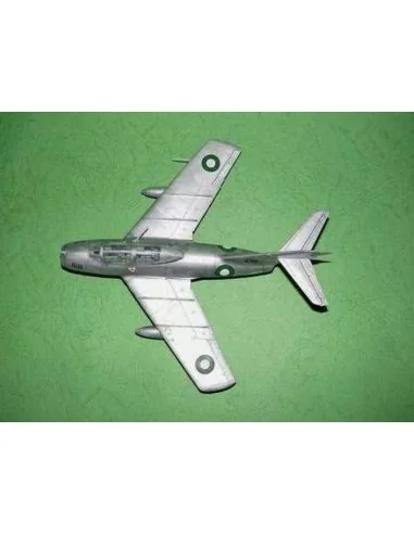 MiG-15 UTI Midget, 1/48 - Trumpeter 02805