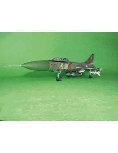 [NO_DESC] Sukhoi Su-15 UM Flagon F, 1/48 - Trumpeter 02812