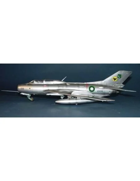 [NO_DESC] Shenyang FT-6 Trainer, 1/48 - Trumpeter 02813
