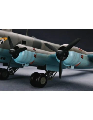 Focke-Wulf Fw 200 C-4 Condor, 1/48 - Trumpeter 02814