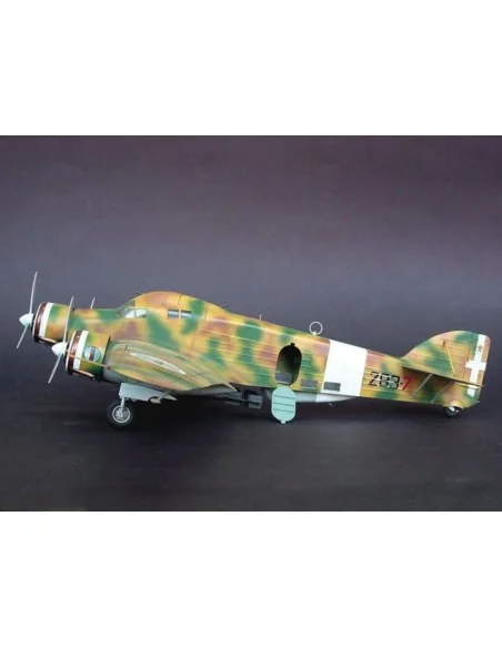 [NO_DESC] Savoia Marchetti SM-79 II Sparviero, 1/48 - Trumpeter 02817