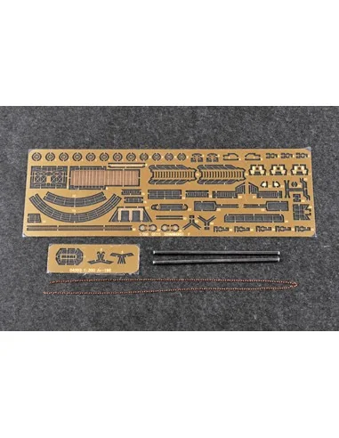 [NO_DESC] German Scharnhorst Battleship, 1/200 - Trumpeter 03715