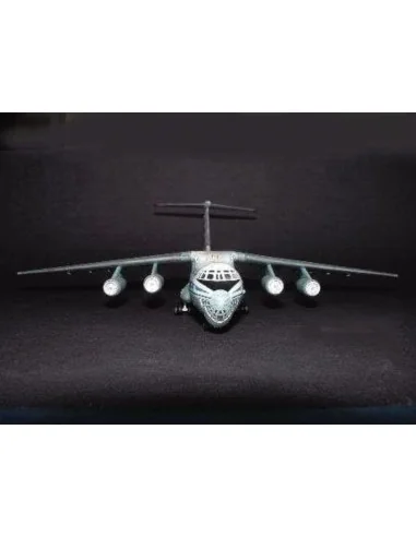 Iljushin IL-76 Candid Transport, 1/144 - Trumpeter 03901