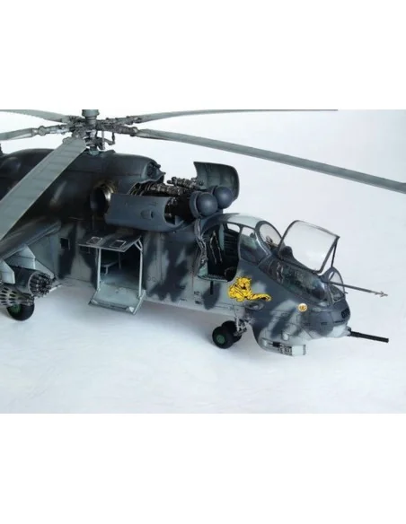 Mil Mi-24 V Hind-E, 1/35 - Trumpeter 05103