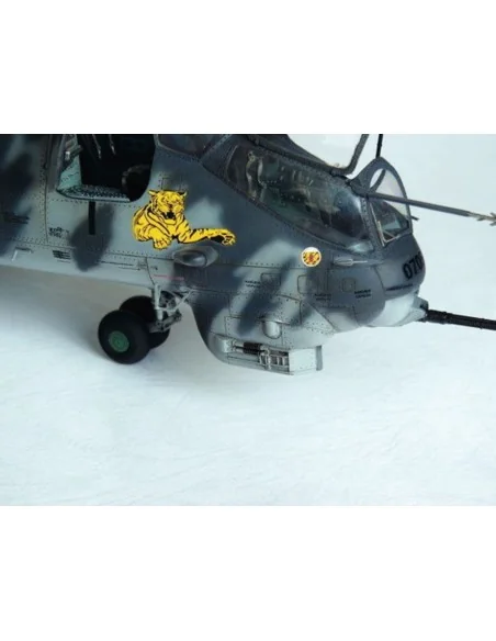 [NO_DESC] Mil Mi-24 V Hind-E, 1/35 - Trumpeter 05103