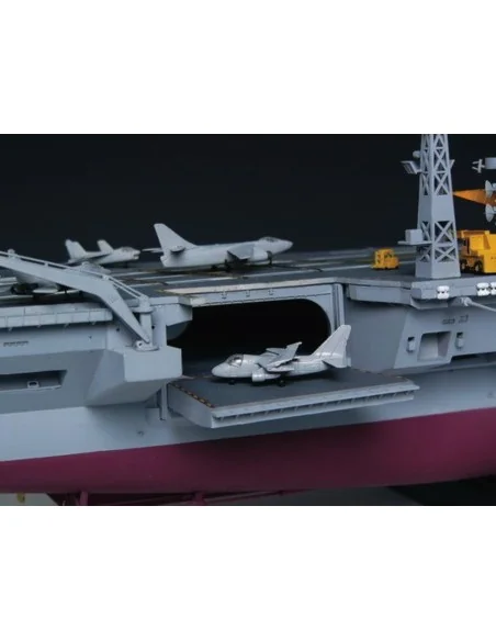 Flugzeugträger USS Nimitz CVN-68 1975, 1/350 - Trumpeter 05605