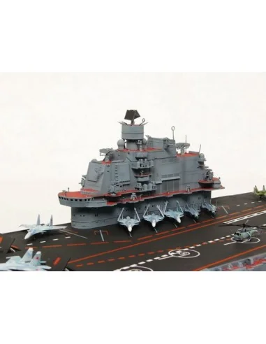USSR AC Admiral Kuznetsov, 1/350 - Trumpeter 05606