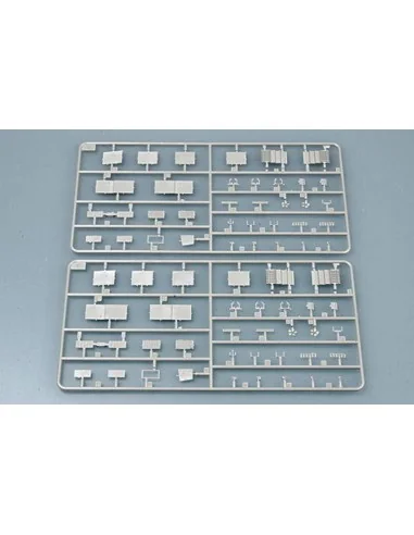 USS Nimitz CVN-68, 1/700 - Trumpeter 05714
