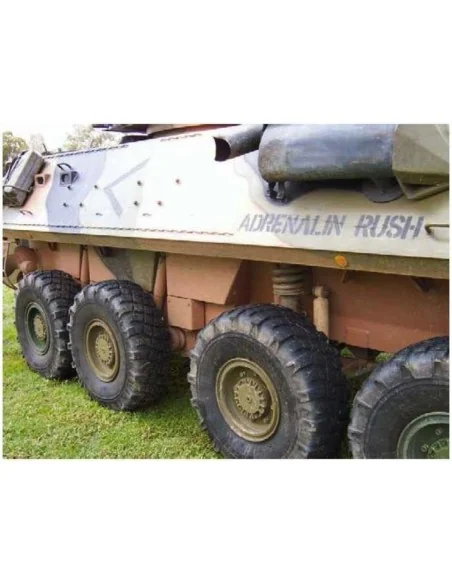 LAV II series 8X8 tyres (325/85 R16 XML), 1/35 - Trumpeter 06608
