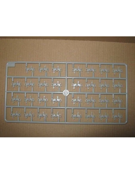 [NO_DESC] Russian tank 1946 580mm track link, 1/35 - Trumpeter 06622