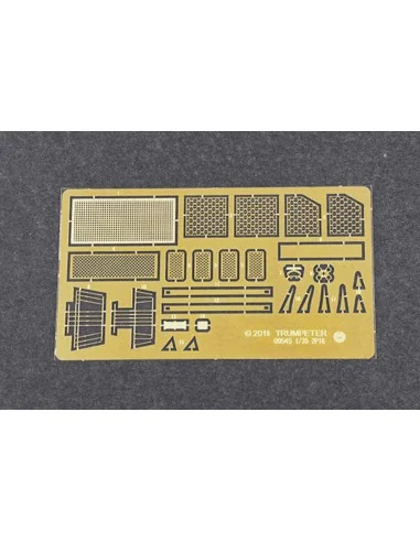 2P16 Launcher with Missile of 2k6 Luna (FROG-5), 1/35 - Trumpeter 0...